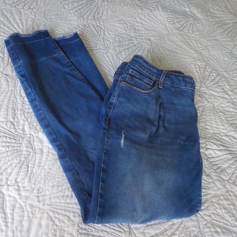 Old Navy Women's Skinny Jeans in Blue Denim